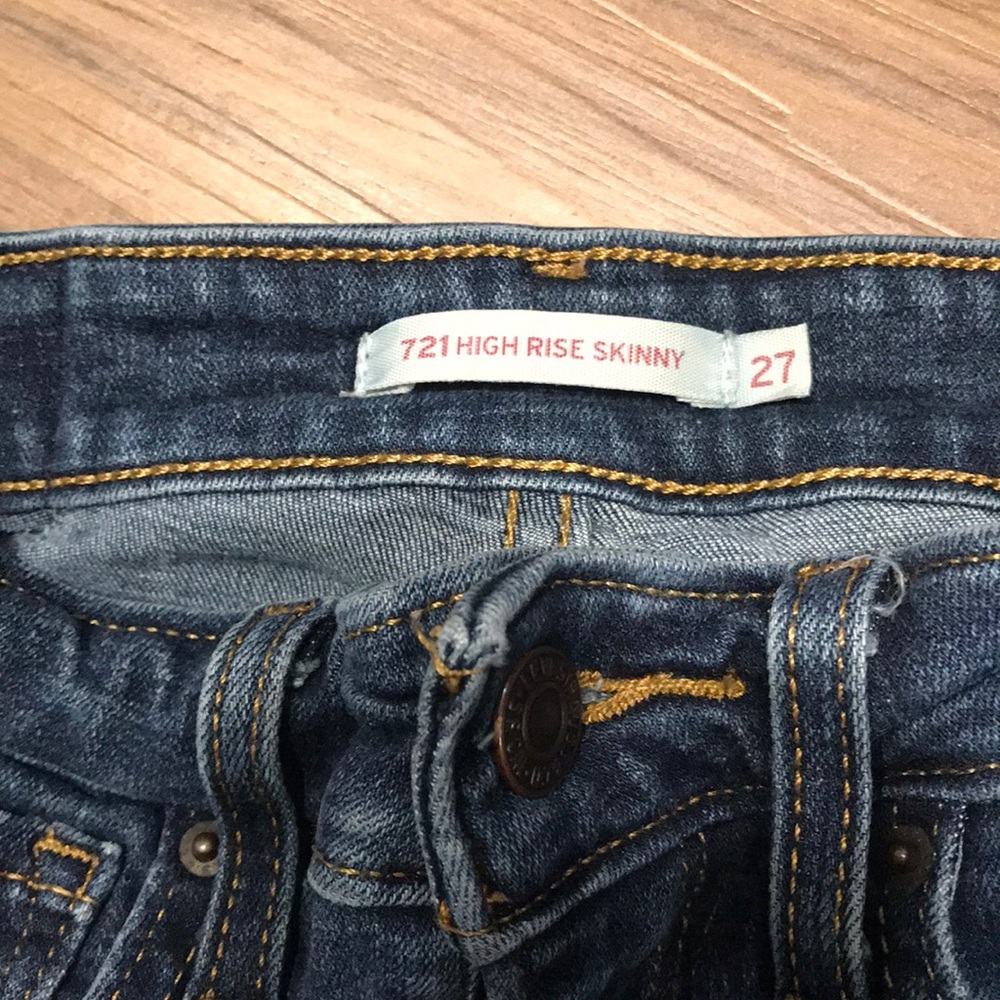 Jeans - Picture 3 of 5